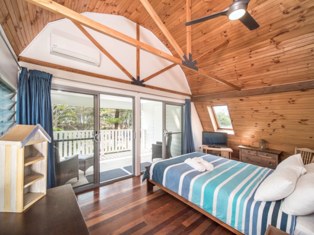 Hennessea South Golden Beach The Official Guide