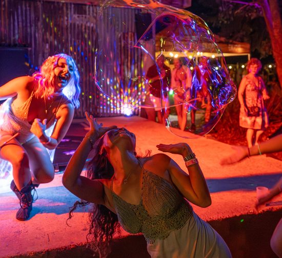 The Official ByronBay.com Guide